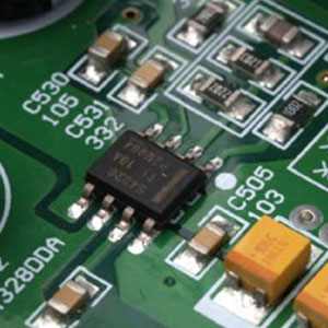 深圳三星貼片電容代理商：電腦主板上貼片電容大小怎么看？